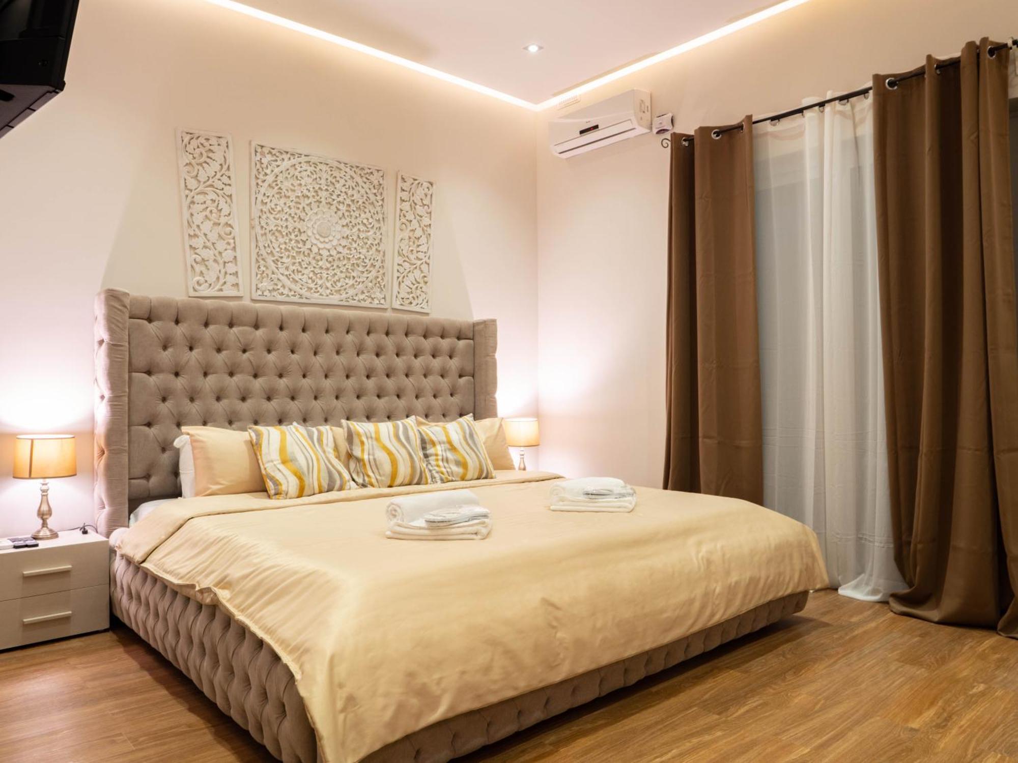 Villa Gaia - Sunset Views, Indoor Heated Pool, Sauna And Games Room 梅利哈 外观 照片