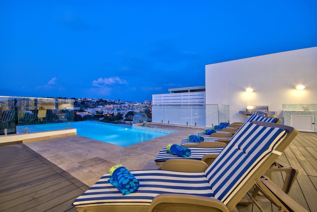 Villa Gaia - Sunset Views, Indoor Heated Pool, Sauna And Games Room 梅利哈 外观 照片